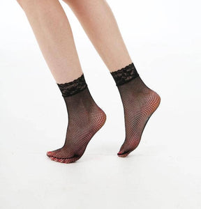 Lace Trim Fishnet Ankle Socks