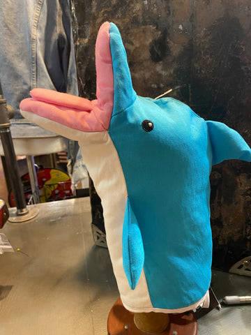 Archer Pam'S Dolphin Oven Mitt - Corvus: Clothing and Curiosities